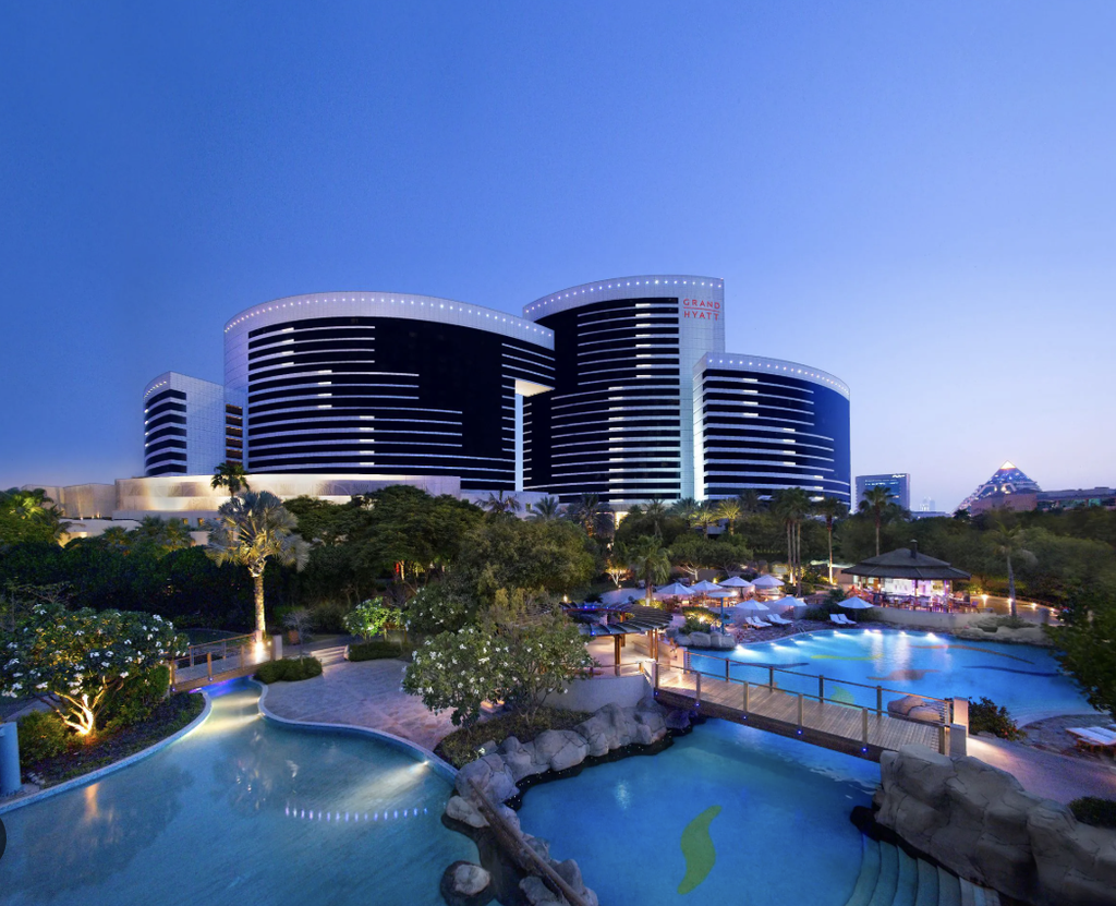 Những thương hiệu khách sạn hạng sang tại Dubai nào đang dẫn đầu thị trường?