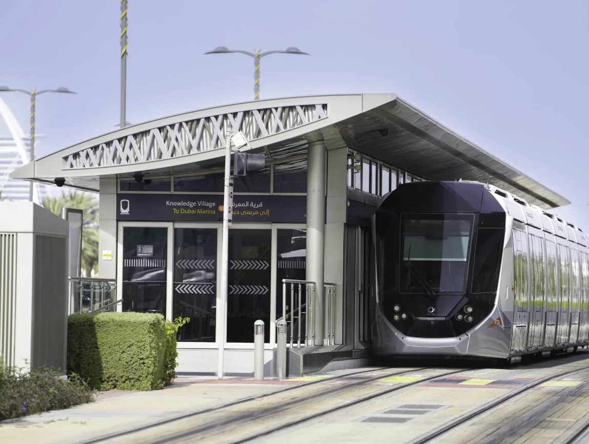 7 Mẹo Đi Metro Dubai Giúp Hành Trình Dễ Dàng Hơn bất động sản Dubai – Mina Prime Properties